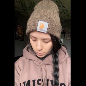 Carhartt Beanie. Yellow, black and gray weaved. 
#carhartt #beanie #winterhat